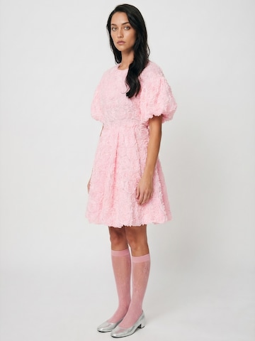 Crās Kjole ' Alayacras ' i pink
