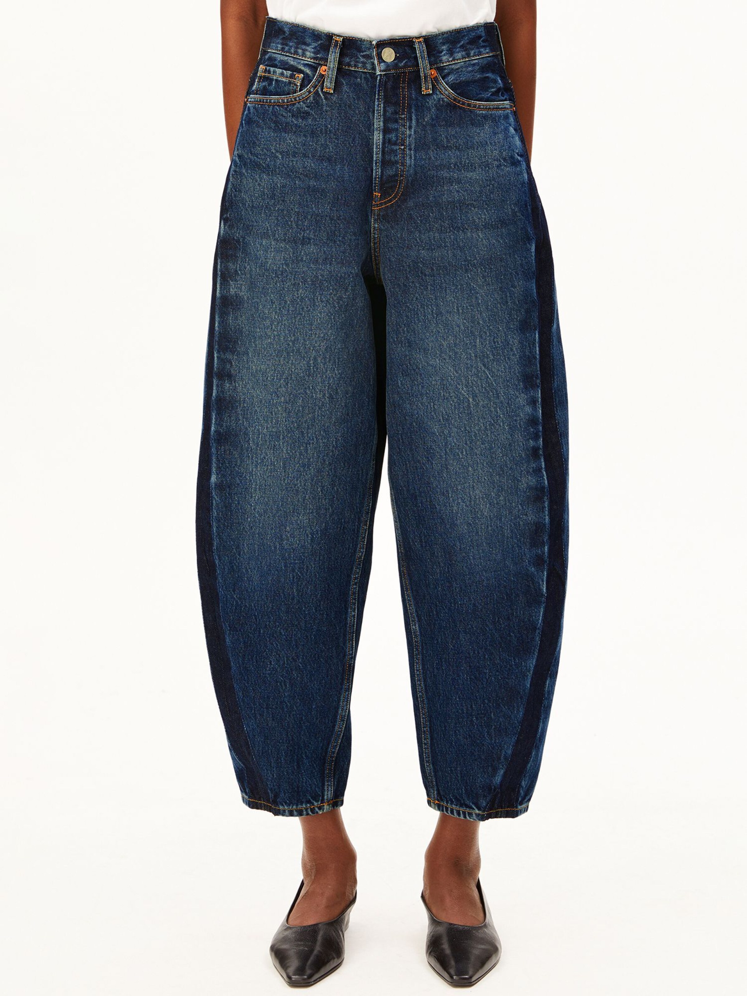 ARMEDANGELS Barrel Jeans 'BAARLY' BARREL in Blau: Vorderseite