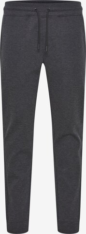 !Solid Tapered Pants 'Quinn' in Grey: front