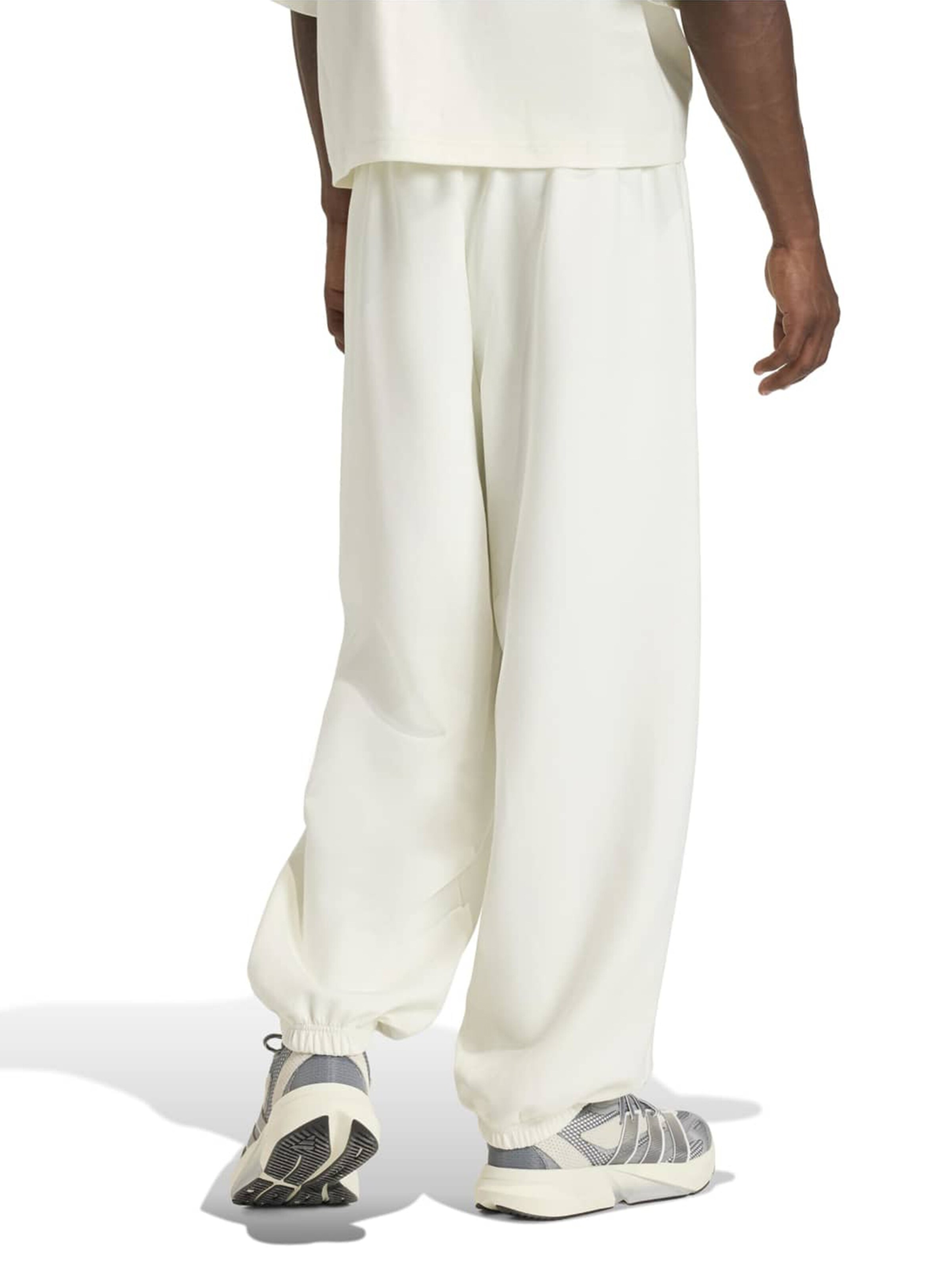 ADIDAS SPORTSWEAR Конический (Tapered) Спортивные штаны 'Soft Luxe' в Белый