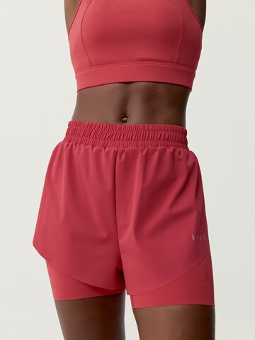 Born Living Yoga Skinny Sportbroek 'Bikila' in Rood