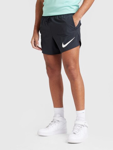 NIKE Regular Sportbroek 'Run Energy' in Zwart: voorkant