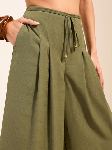 Wide Leg Pantalon à pince Friends Like These en vert