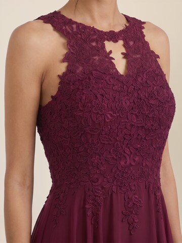 APART Evening Dress in Red