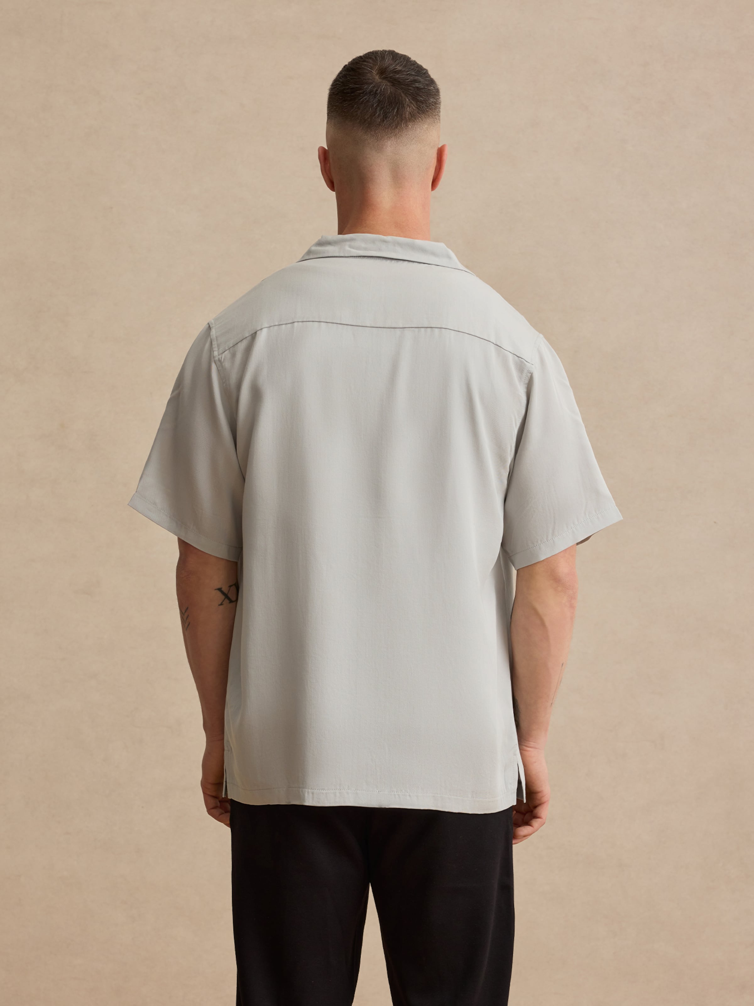 Camisas grises cheap
