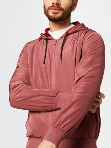 BURTON MENSWEAR LONDON Between-season jacket in Pink