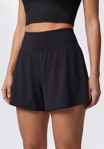 Shorts de bain myMo ATHLSR en noir