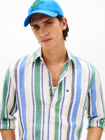 TOMMY HILFIGER Regular Fit Skjorte i grøn