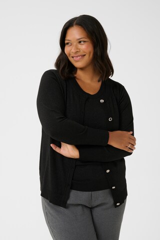 KAFFE CURVE Strickjacke 'KC Regitta' in Schwarz: Vorderseite