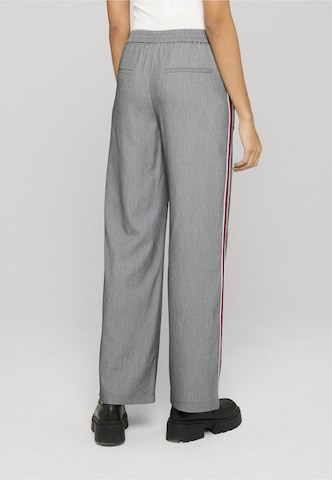 Noisy may - Pierna ancha Pantalón 'NMAnna' en gris