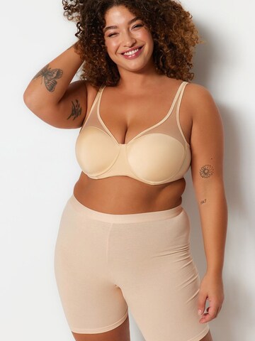 Trendyol Curve Minimizer Behå i beige: framsida