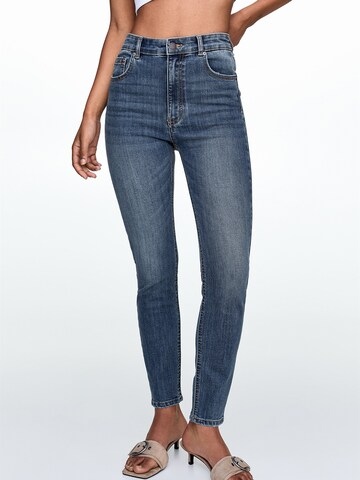 Pull&Bear Skinny Fit Дънки в синьо: отпред