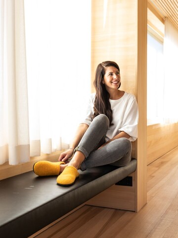 Gottstein Slippers 'Walkpantoffel Alpine Light' in Yellow
