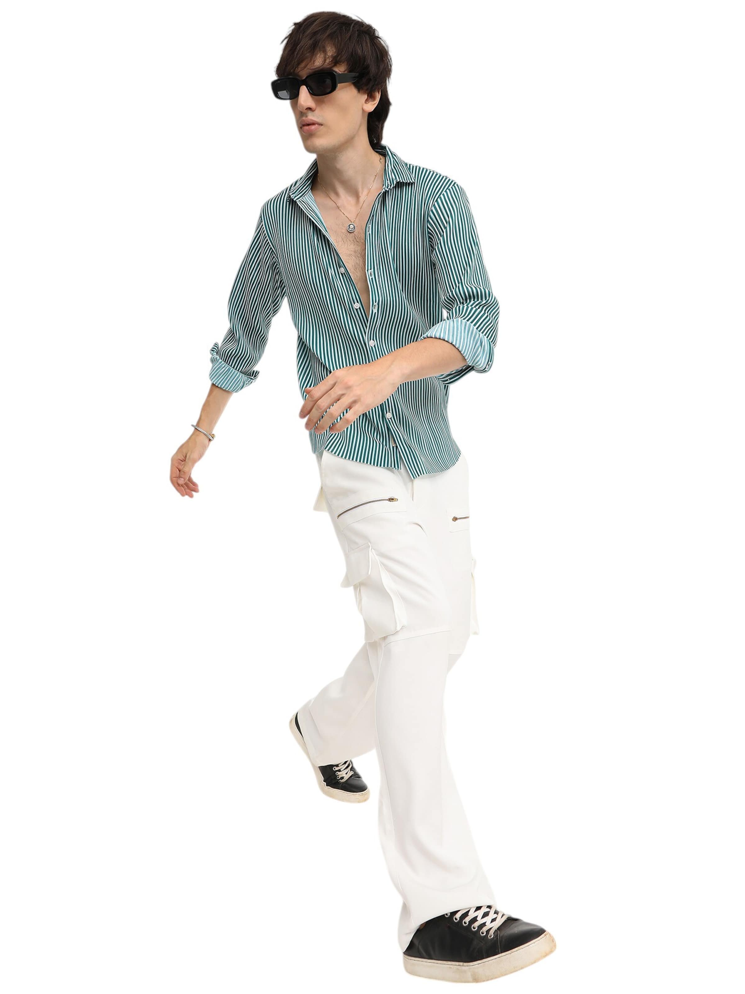 zaļš Campus Sutra Standarta piegriezums Krekls ' Zelia '