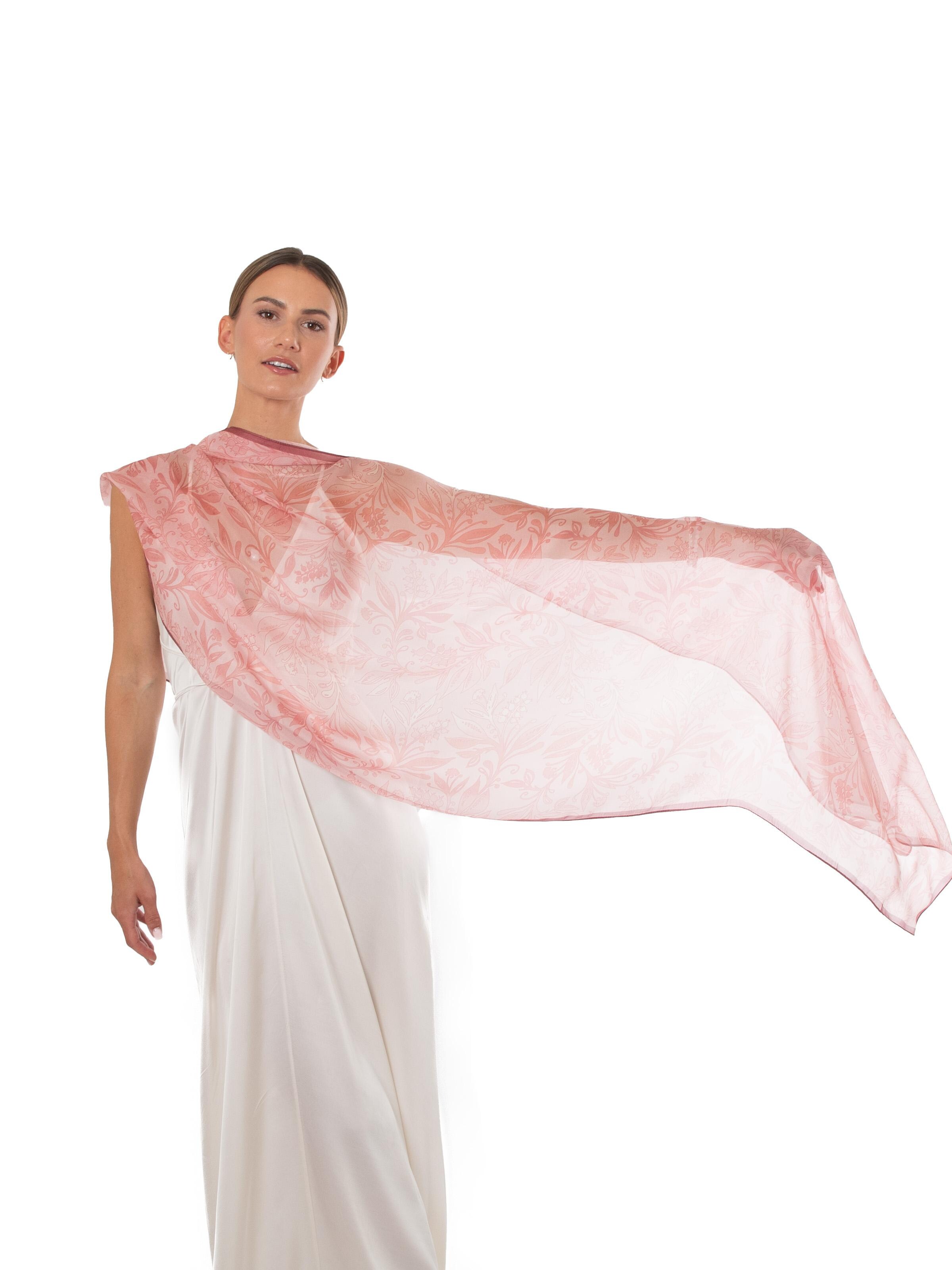 Sciarpa 'Seidenchiffon zarte Blumen70 x 180 cm' di MayTree in rosa