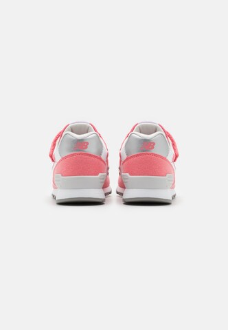 Sneaker '996' de la new balance pe roz