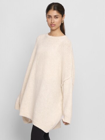 Lilavie Strickpullover ' Vanii ' in Beige: Vorderseite