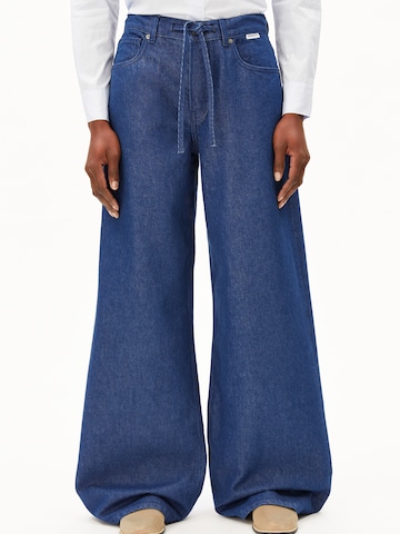 ARMEDANGELS Loose fit Jeans in Blue: front