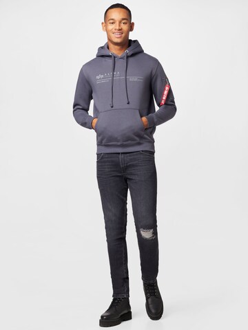 ALPHA INDUSTRIES - Sweatshirt em cinzento