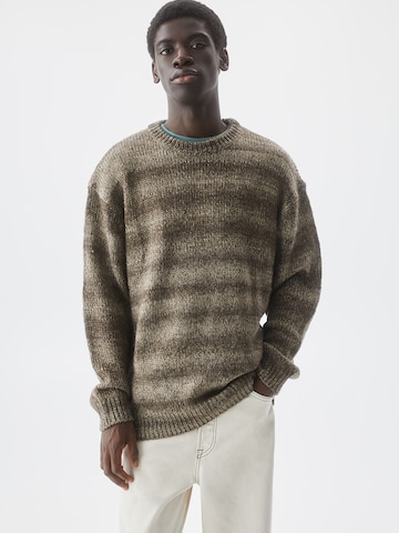 Pull&Bear Trui in Bruin: voorkant