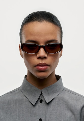 CHIMI Zonnebril '09.4M' in Bruin: voorkant