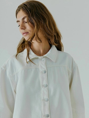 T-shirt ' Kenzina ' NORR en blanc