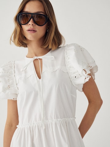 Robe ' N-Monica ' Noella en blanc