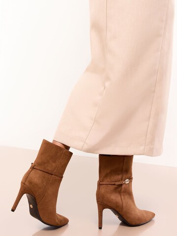 Lipsy Enkellaarsjes in Bruin