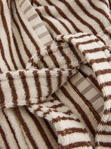 Peignoir long self. en beige