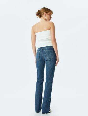 Koton Flared Jeans in Blau