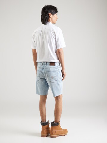 regular Jeans 'WYATT' di GUESS in blu