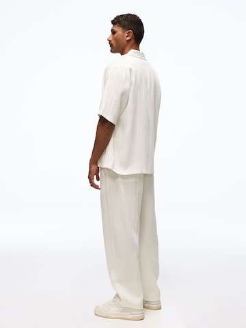Bershka Jogginganzug in Weiß