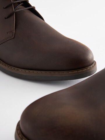 Boots chukka di Next in marrone