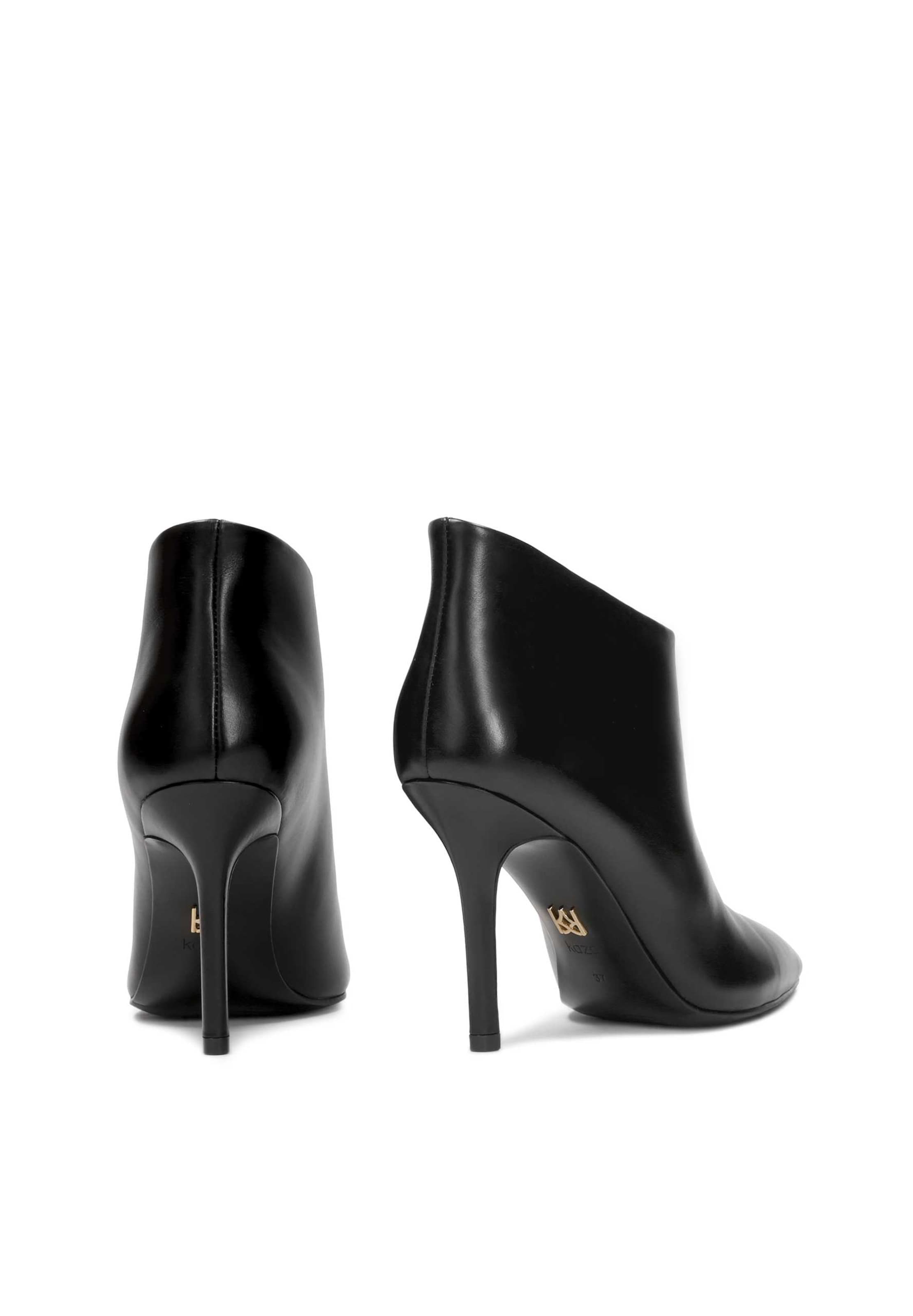 Stivaletto 'Maroon' di Kazar in nero