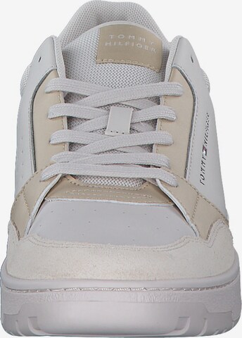 TOMMY HILFIGER Sneakers 'Basket Core' in Beige