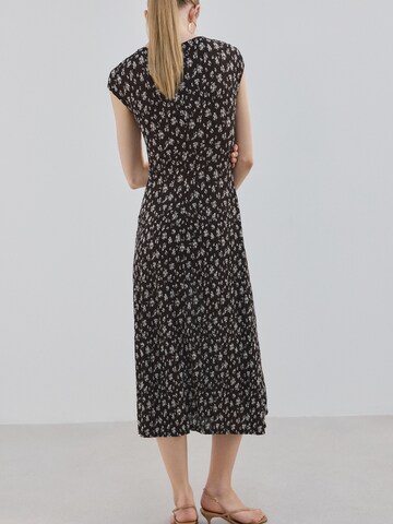 MANGO Nyári ruhák 'POME' - barna