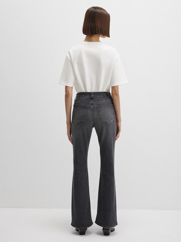 Mavi Bootcut Jeans 'Samara' in Schwarz