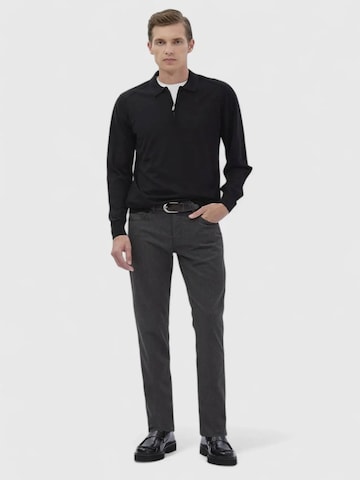 Ramsey Sweater in Black