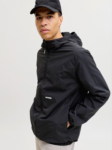 JACK & JONES Преходно яке 'JCOCLUB' в черно