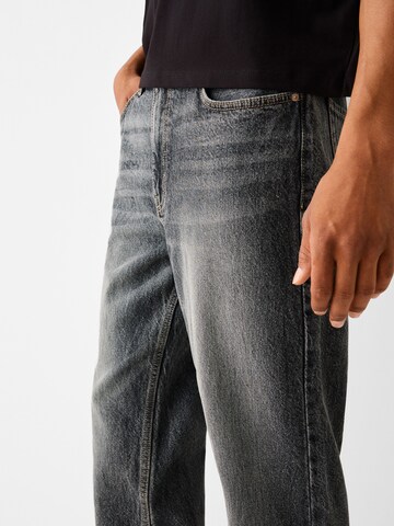 Bershka Regular Jeans in Grey