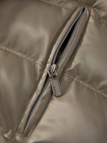 Ombre Winter Jacket in Beige