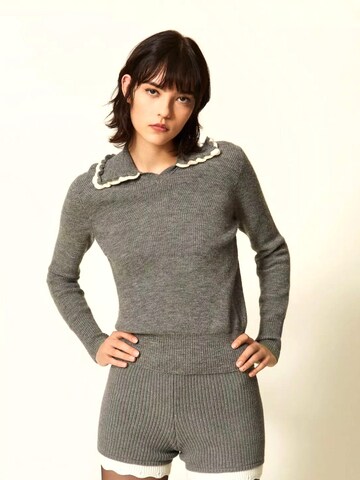 Twinset Sweater 'Actitude polo shirt with crochet collar' in Grey: front