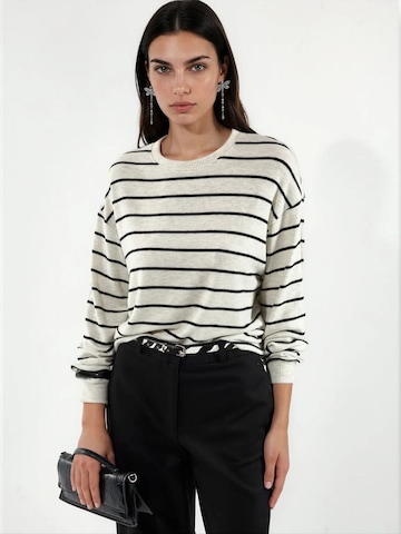 BusemPulover 'Pullover' - bijela boja: prednji dio