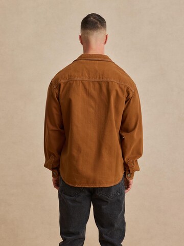 DAN FOX APPAREL Jacke 'Lennard' in Braun