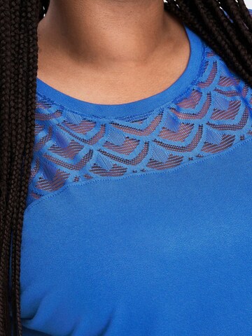 ONLY Carmakoma Shirt 'Flake' in Blue