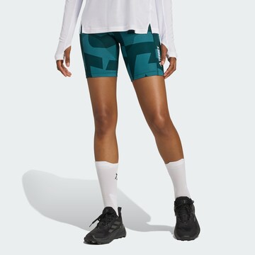 ADIDAS TERREX Skinny Outdoorshorts in Grün: Vorderseite