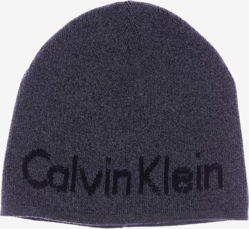 Calvin Klein Hut oder Mütze One Size in Grau: predná strana