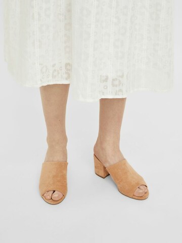 Bianco Mules 'Cate' in Brown