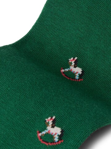 Von Jungfeld Socken 'mit Weihnachtsmotiven' in Grün