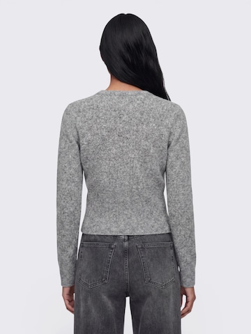 studioselect Strickjacke 'Corinna' in Grau